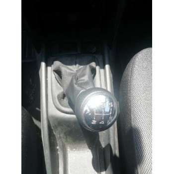 peugeot 207 del año 2010