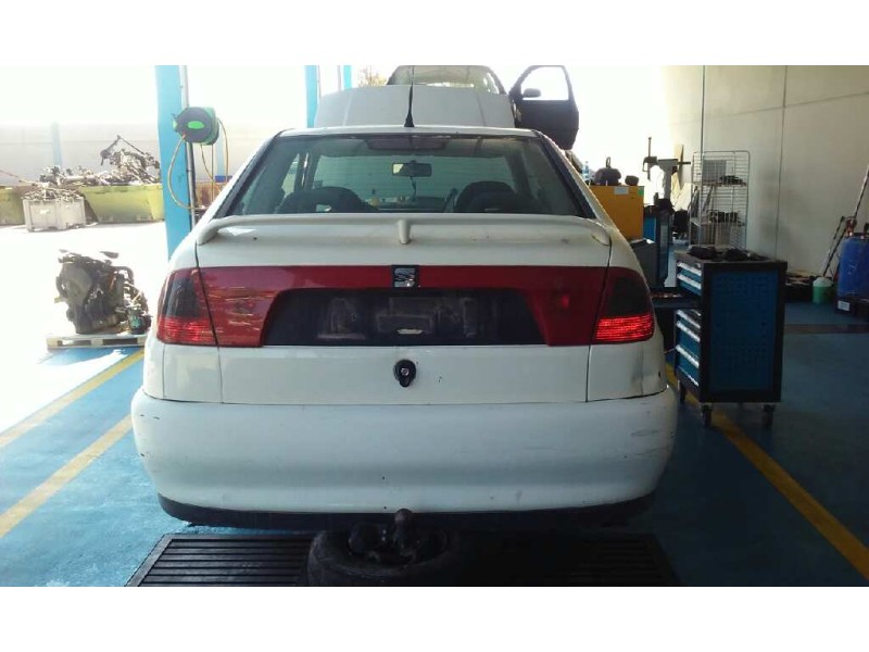 seat cordoba vario (6k5) del año 1998