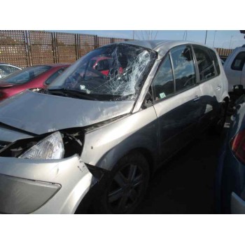 renault scenic ii del año 2005