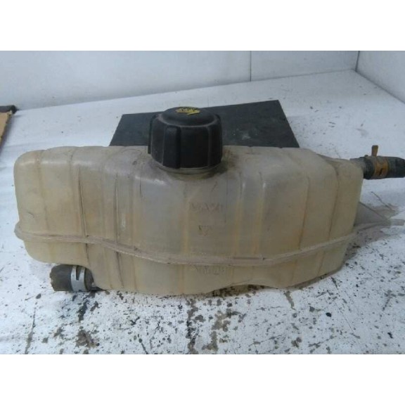 Recambio de deposito expansion para renault clio iii exception referencia OEM IAM 8200304083  