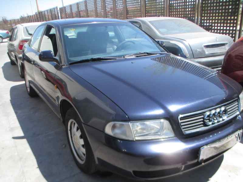 AUDI A4 BERLINA (B5)