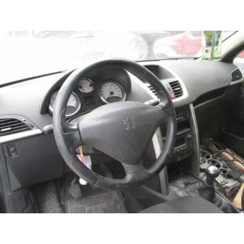 peugeot 207 del año 2008