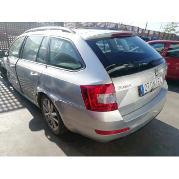 skoda octavia combi (5e5) del año 2014