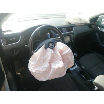 skoda octavia combi (5e5) del año 2014