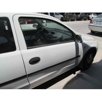 opel corsa c del año 2001