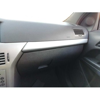 opel astra gtc del año 2007