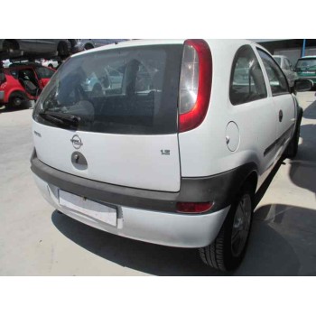 opel corsa c del año 2001