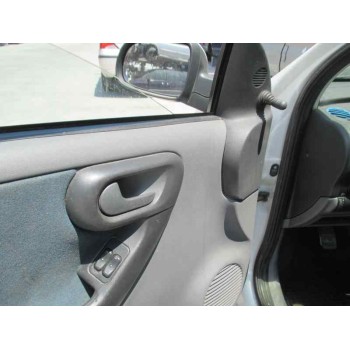 opel corsa c del año 2001