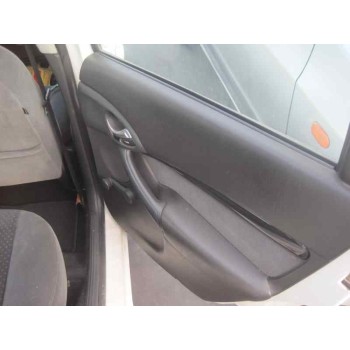 ford focus berlina (cak) del año 2003