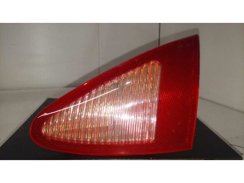 Recambio de piloto trasero derecho interior para alfa romeo 147 (190) 1.6 t.spark eco distinctive referencia OEM IAM   INTERIOR