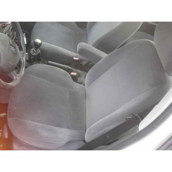 ford focus berlina (cak) del año 2003