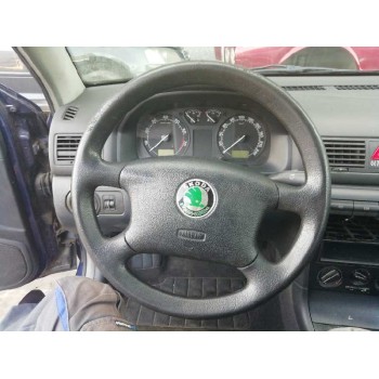 skoda octavia berlina (1u2) del año 2003