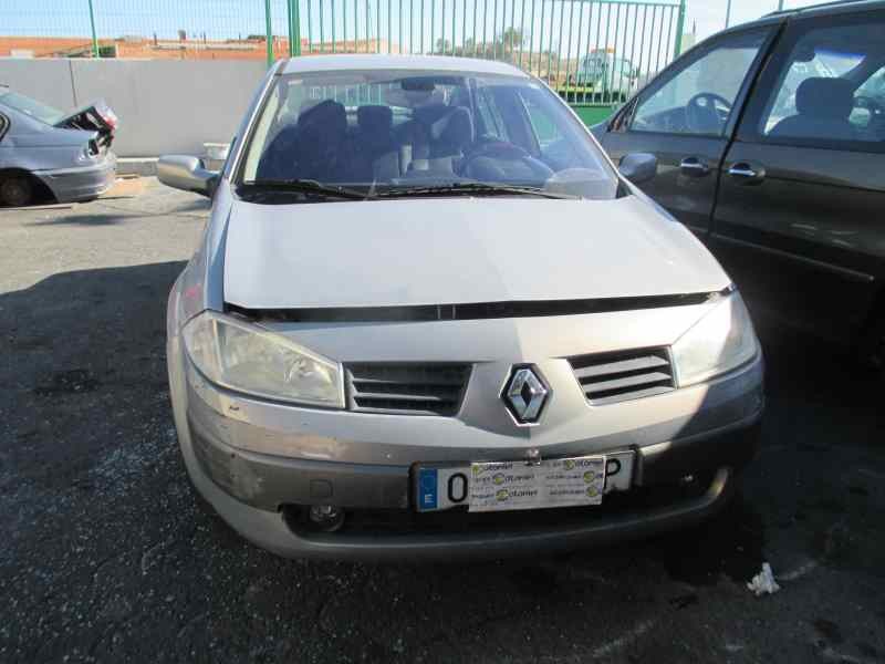 renault megane ii classic berlina del año 2004