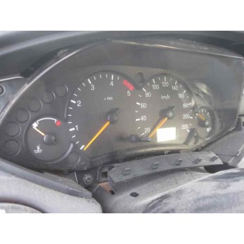 ford focus berlina (cak) del año 2003