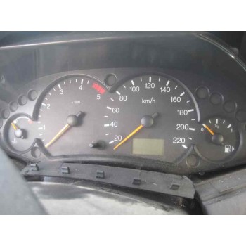 ford focus berlina (cak) del año 2003