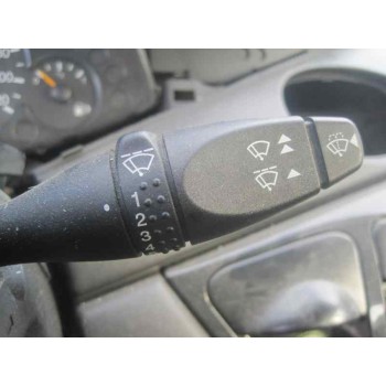 ford focus berlina (cak) del año 2003