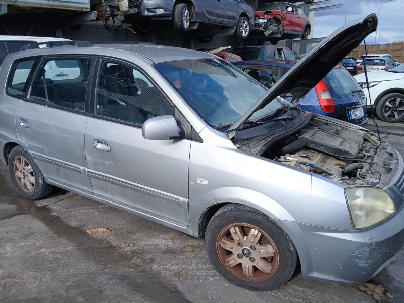 kia carens del año 2002