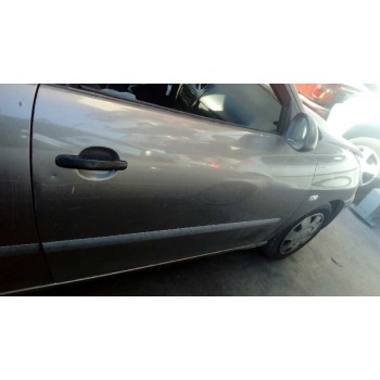 seat ibiza (6l1) del año 2002