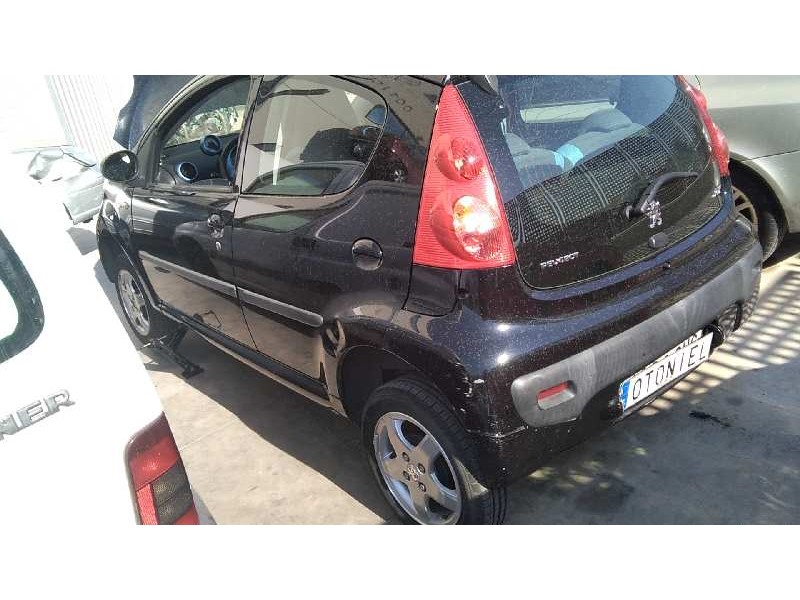 PEUGEOT 107
