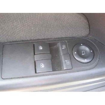 opel astra h berlina del año 2005