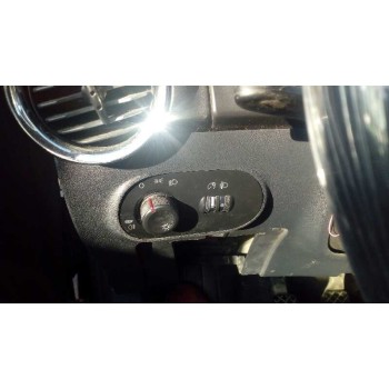 seat ibiza (6l1) del año 2002
