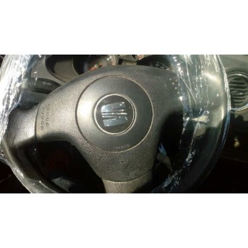 seat ibiza (6l1) del año 2002