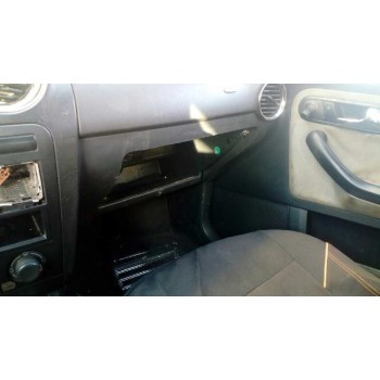 seat ibiza (6l1) del año 2002