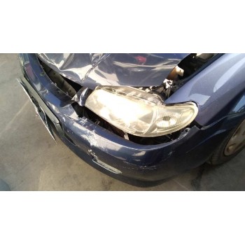 mazda 323 berl. f/s (bj) del año 2002