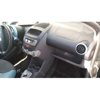 peugeot 107 del año 2008