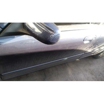 mazda 323 berl. f/s (bj) del año 2002