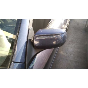 mazda 323 berl. f/s (bj) del año 2002