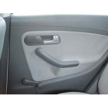 seat ibiza (6l1) del año 2004