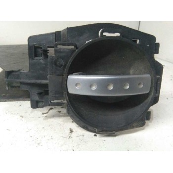 MANETA INTERIOR DELANTERA IZQUIERDA 