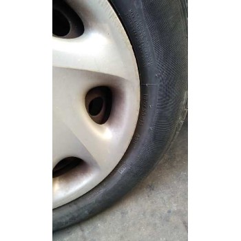 mazda 323 berl. f/s (bj) del año 2002