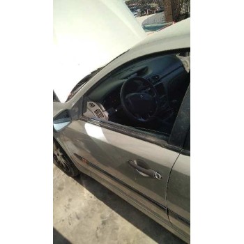 renault laguna ii (bg0) del año 2001