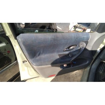 renault laguna ii (bg0) del año 2001