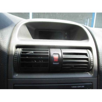 opel astra g berlina del año 2003