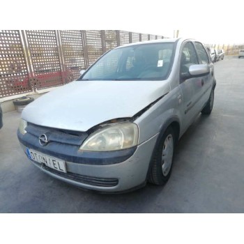 opel corsa c del año 2001