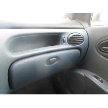 renault megane i berlina hatchback (ba0) del año 1998