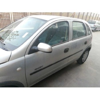 opel corsa c del año 2001