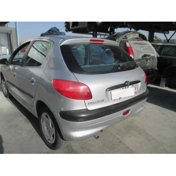 peugeot 206 berlina del año 1999
