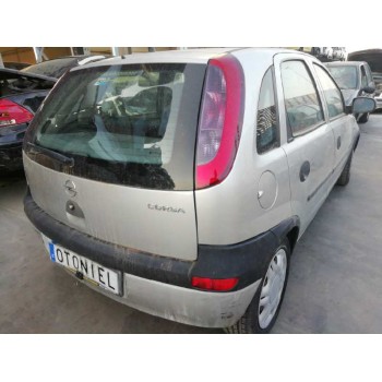 opel corsa c del año 2001