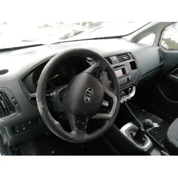 kia rio del año 2012