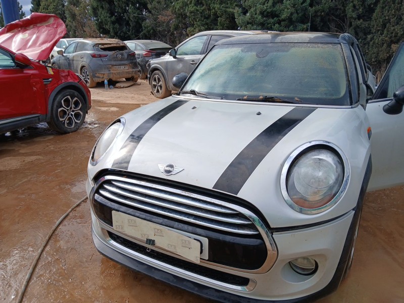 MINI MINI (F55)