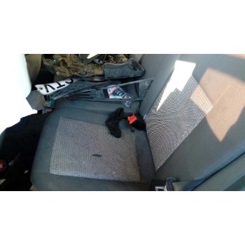 seat ibiza (6j5) del año 2010