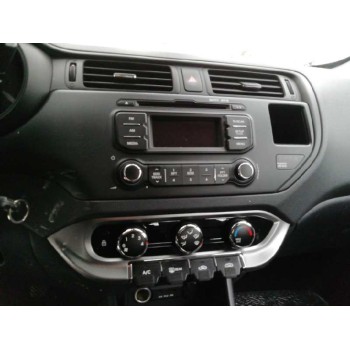 kia rio del año 2012