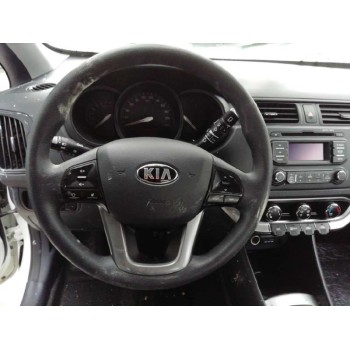 kia rio del año 2012