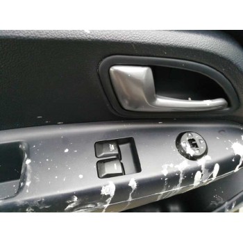 kia rio del año 2012