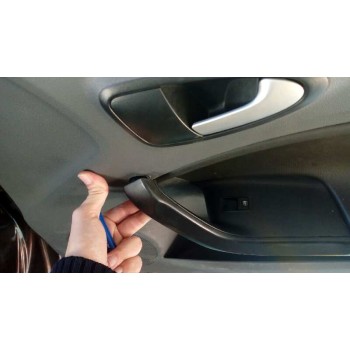 seat ibiza (6j5) del año 2010