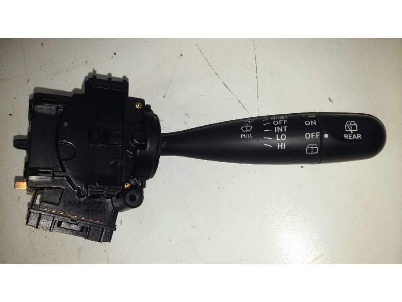 Recambio de mando limpia para toyota yaris (ncp1/nlp1/scp1) 1.3 expo referencia OEM IAM SIN REFERENCIA  